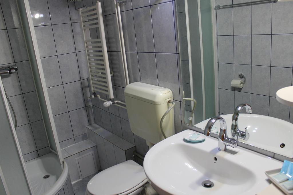 News Apartment Βουκουρέστι Δωμάτιο φωτογραφία